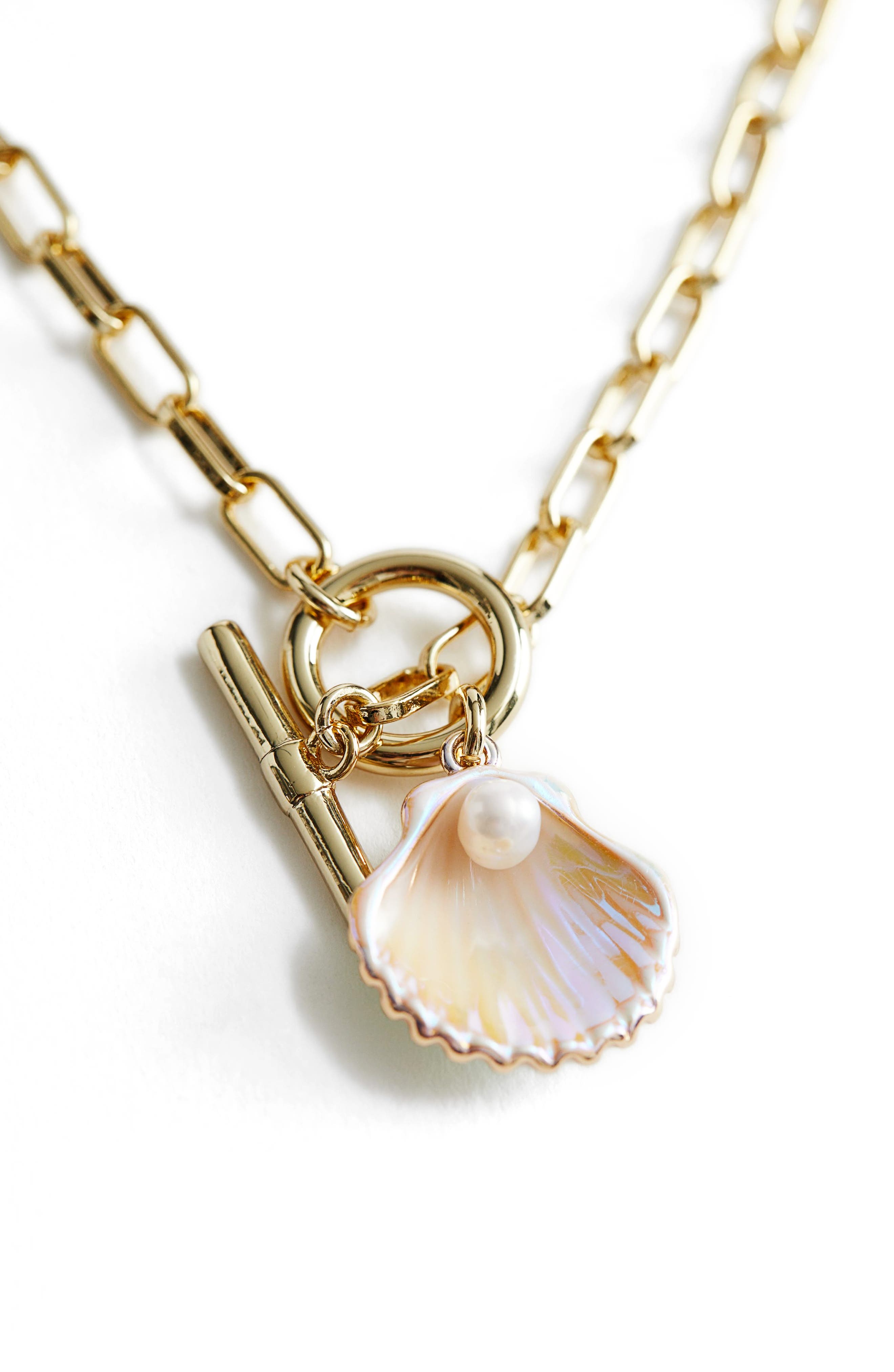 \u0026 Other Stories Shell \u0026 Pearl Chain Link Necklace in Gold/Shell at Nordstrom