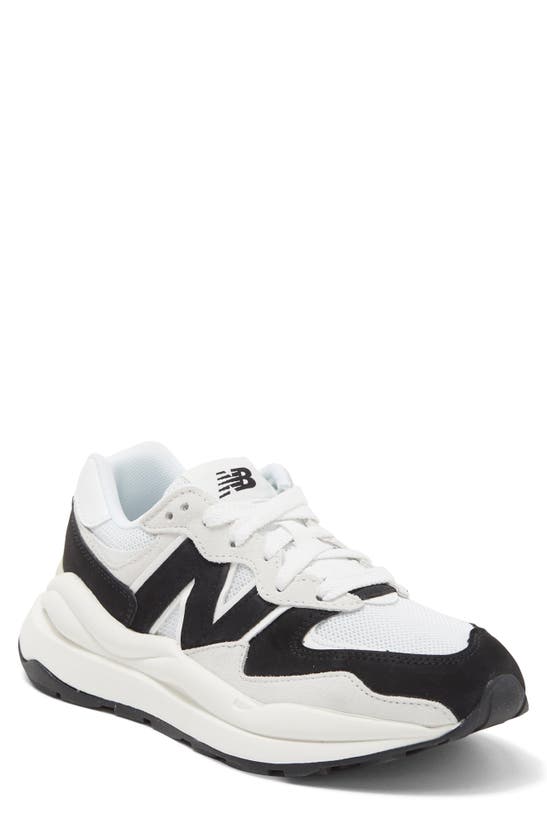New Balance 57/40 Sneaker In Black/ White