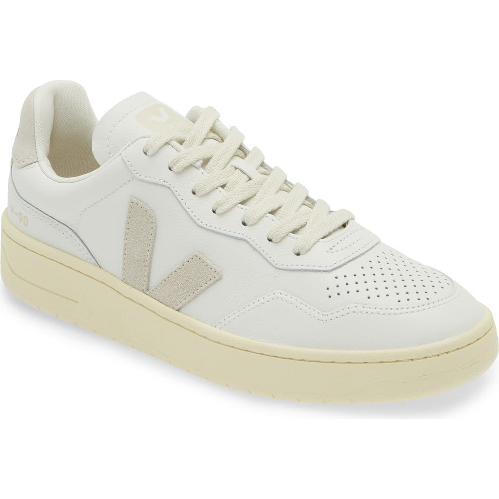 Veja V90 Sneakers In Extra-white Natural