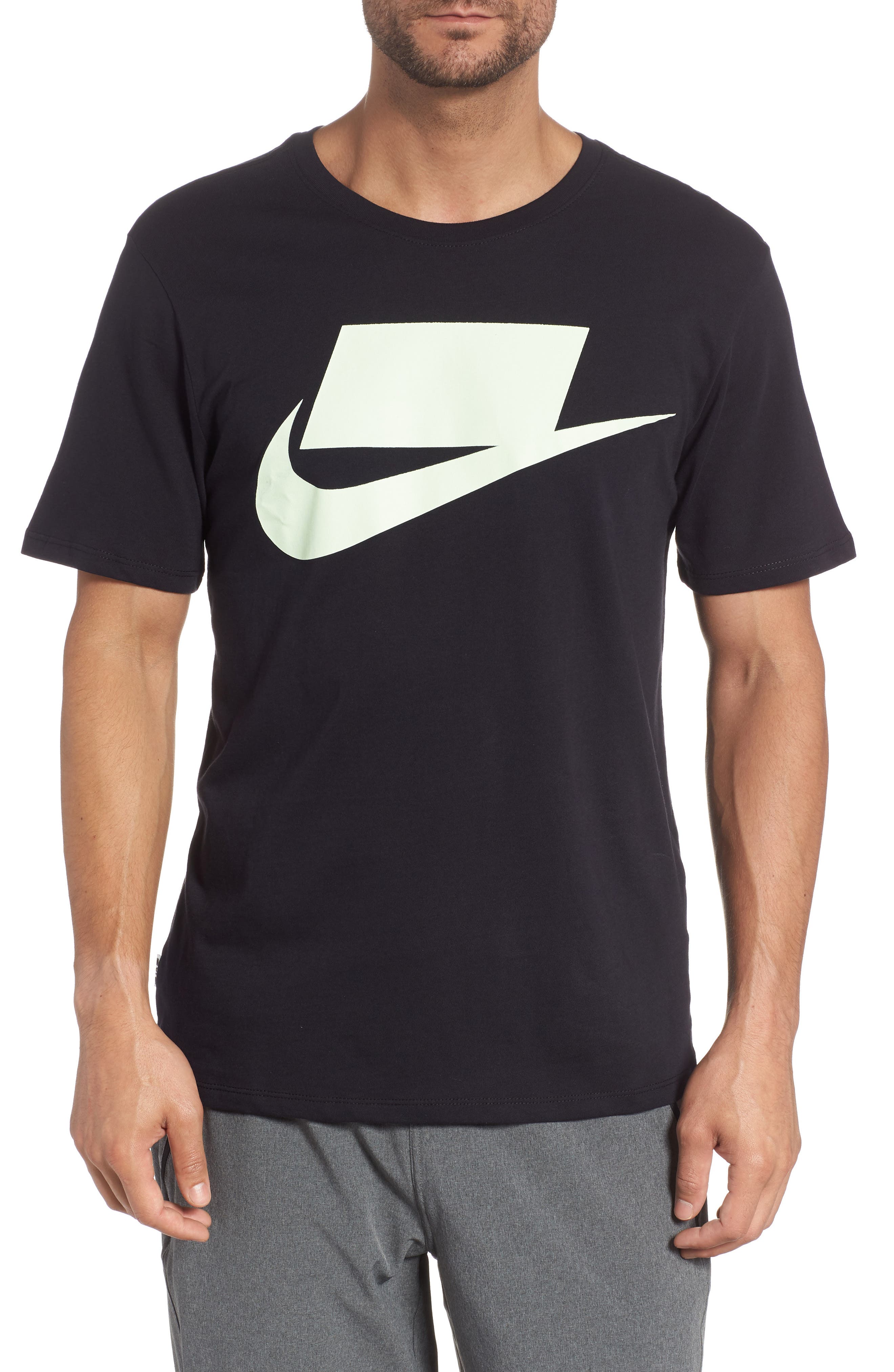 Nike Sportswear Innovation 2 T-Shirt 