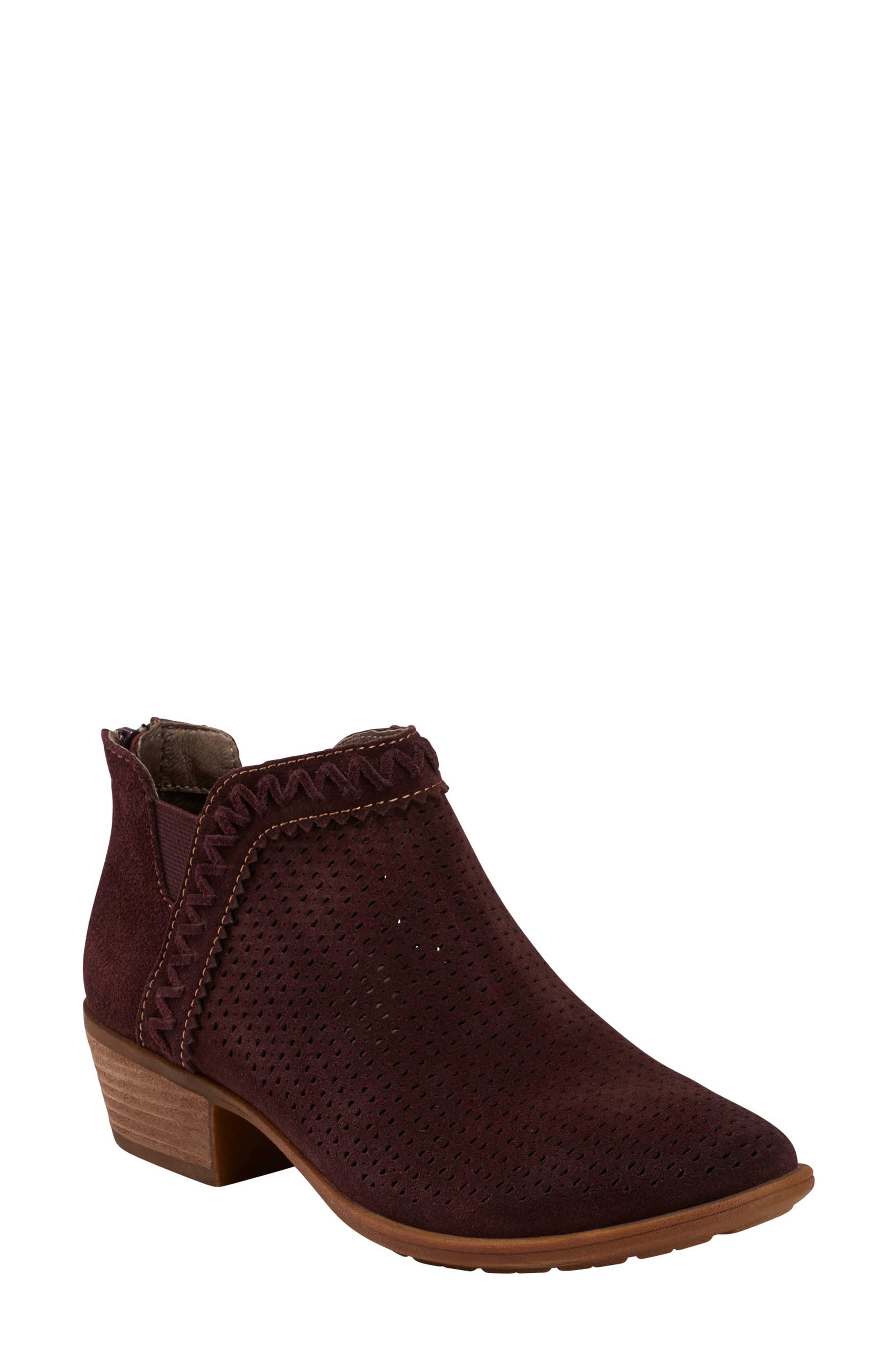burgundy wide width shoes