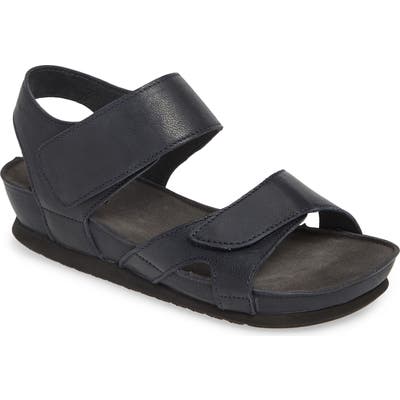 Bos. & Co. Pilar Sandal, Blue