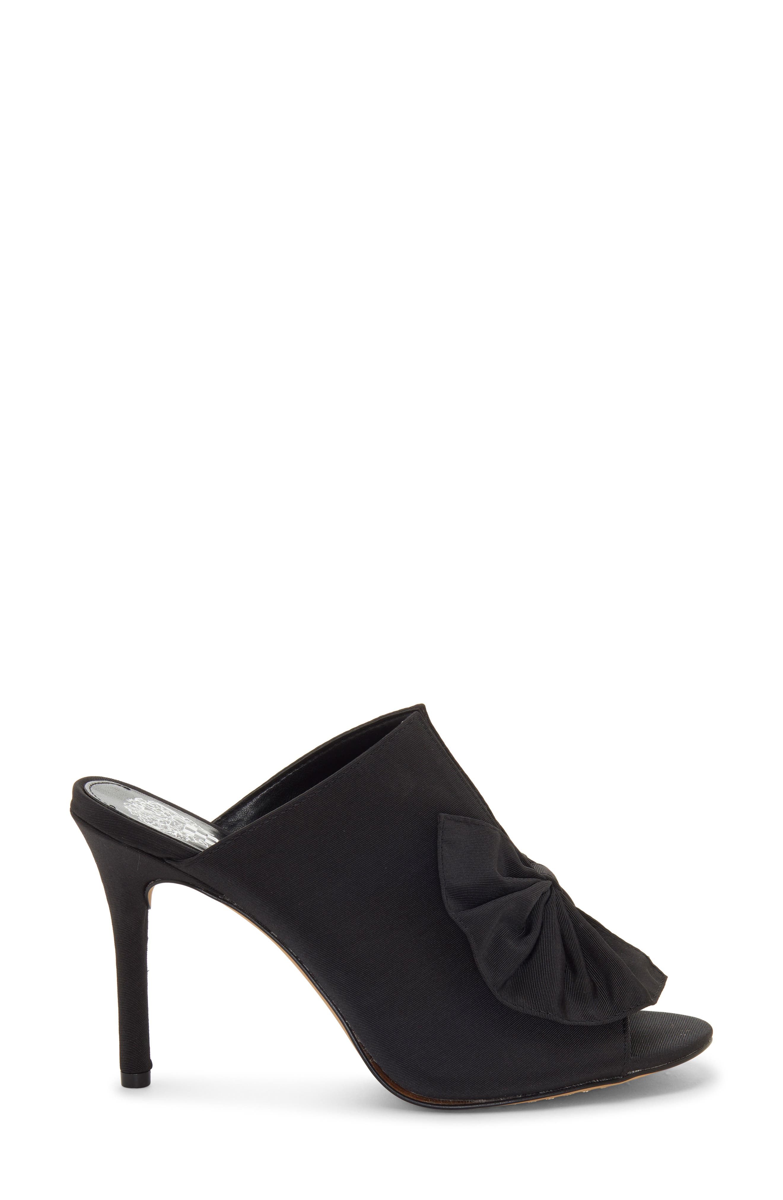 vince camuto bow sandals