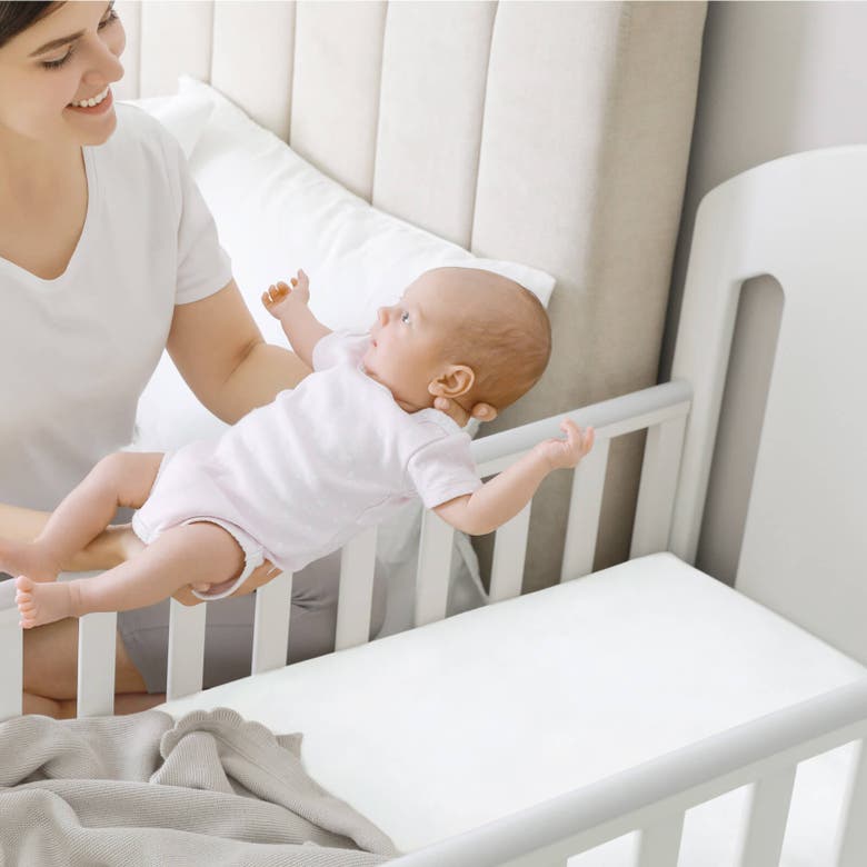 Keababies Soothe Fitted Mini Crib Sheet In Soft White