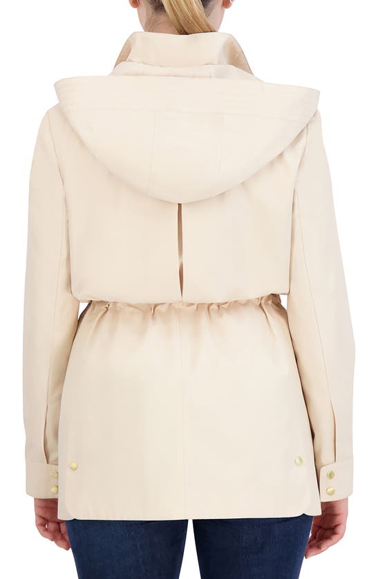 Cole Haan Short Rain Jacket In Eggshell