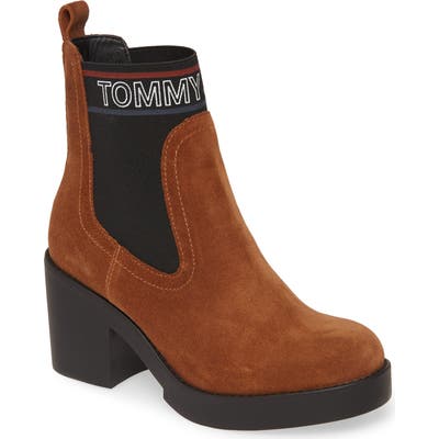 Tommy Jeans Lynn Logo Platform Chelsea Boot - Brown