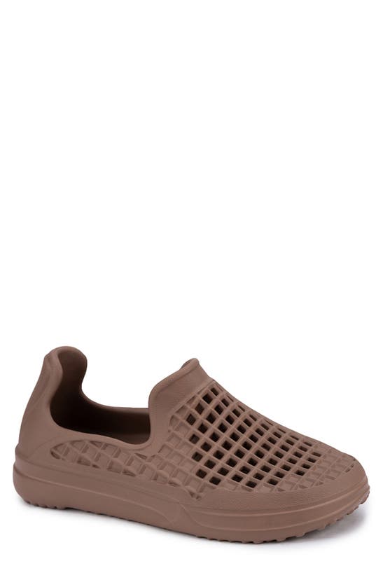 Lusso Cloud Scenario Waterproof Slip-on In Malt