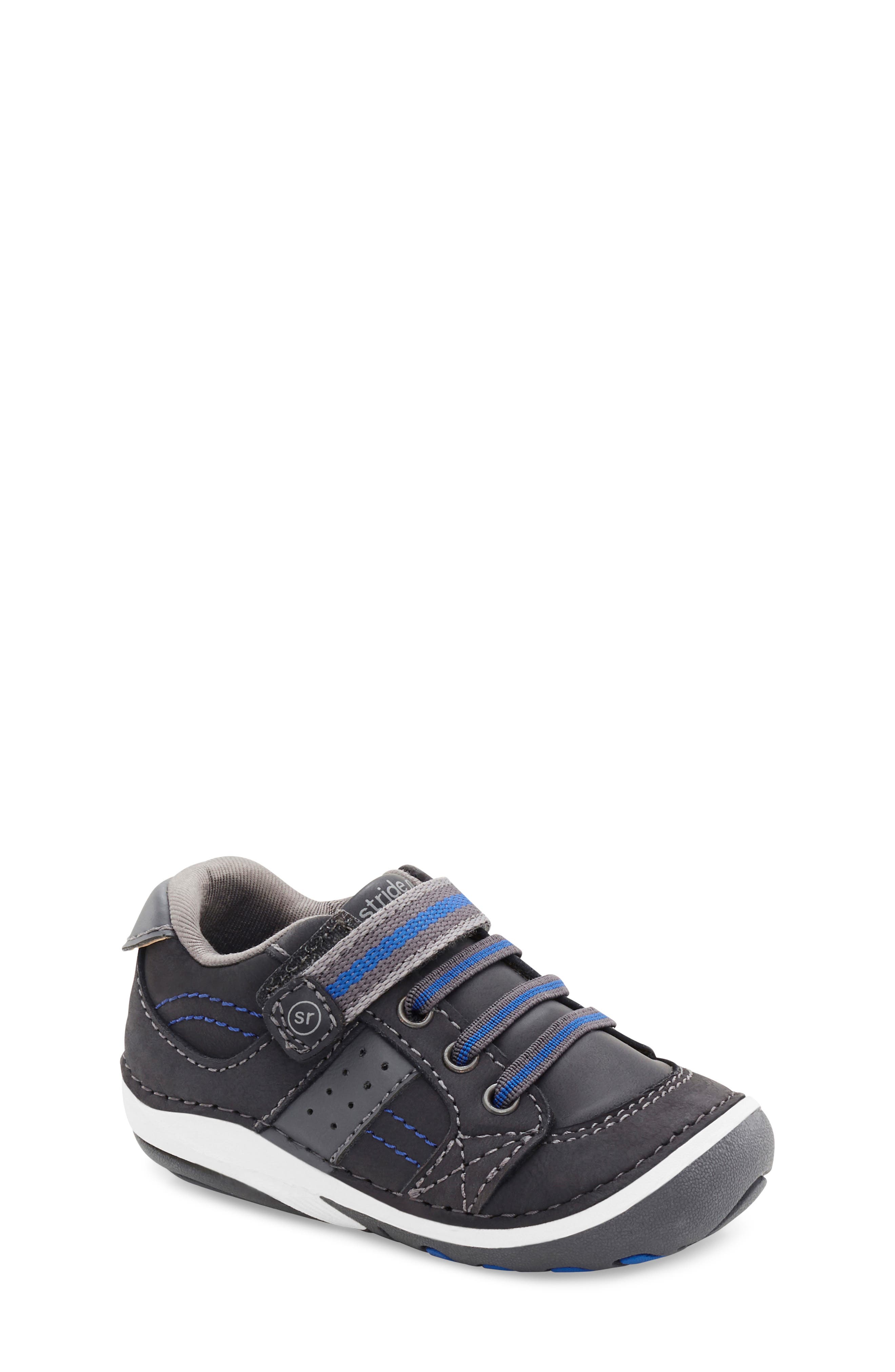 Stride Rite Soft Motion Baby and Toddler Boys Artie Athletic Sneaker 
