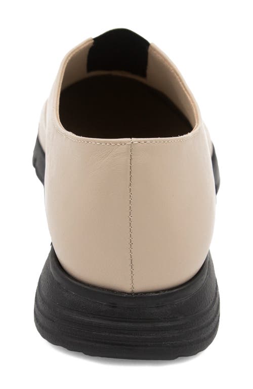 Amalfi By Rangoni Jonathan Slip-on In Sand Beige Parmasoft