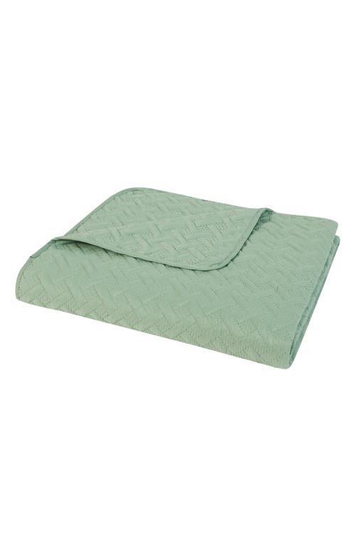 Vcny Home Nina Embossed Basketweave Quilt Set In Green