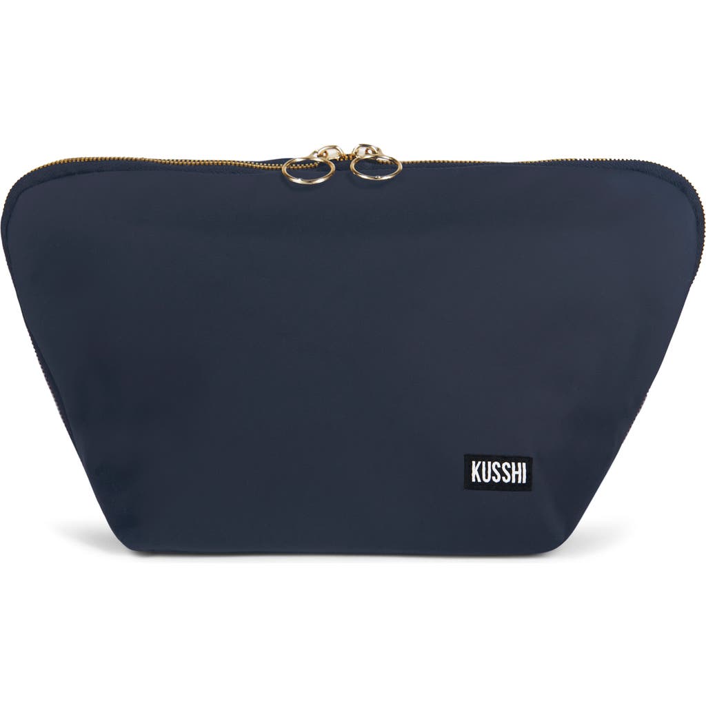 Kusshi Vacationer Makeup Bag In Classic Navy/pink