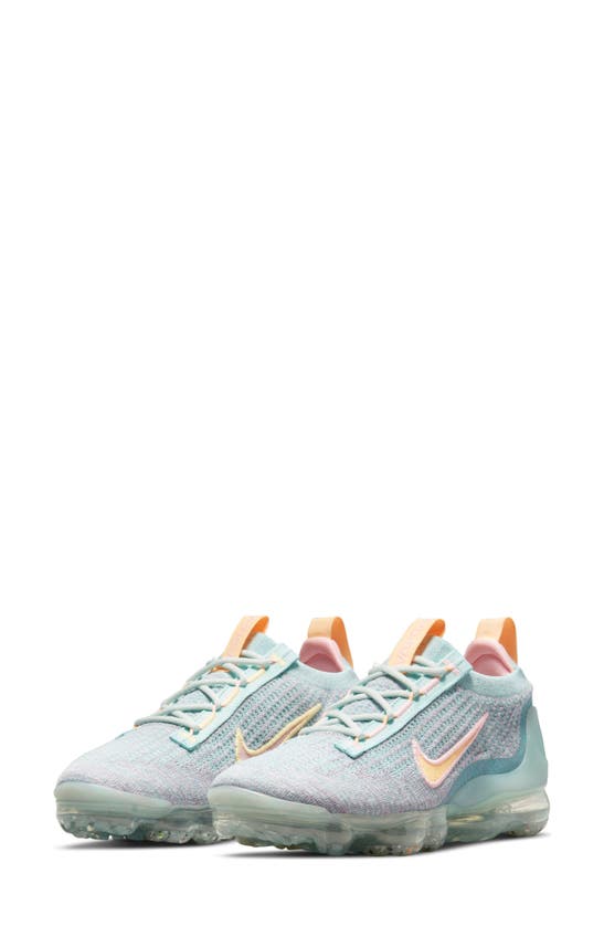 Nike Air Vapormax 2021 Fk Sneaker In Light Dew/ White/ Pink