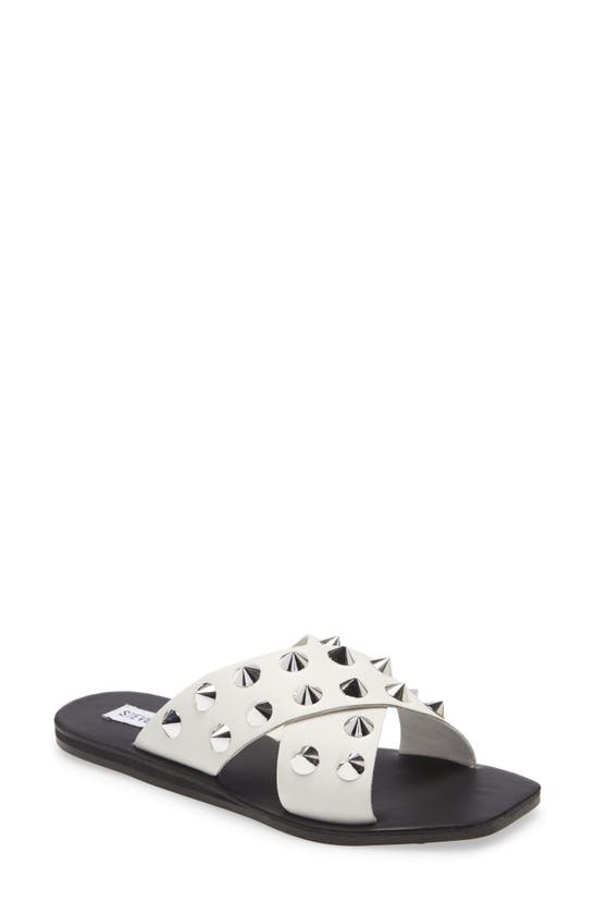 Steve Madden Spike Slide Sandal In Whte Multi