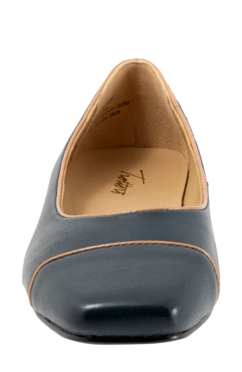 Trotters Harbor Cap Toe Flat In Navy Tan
