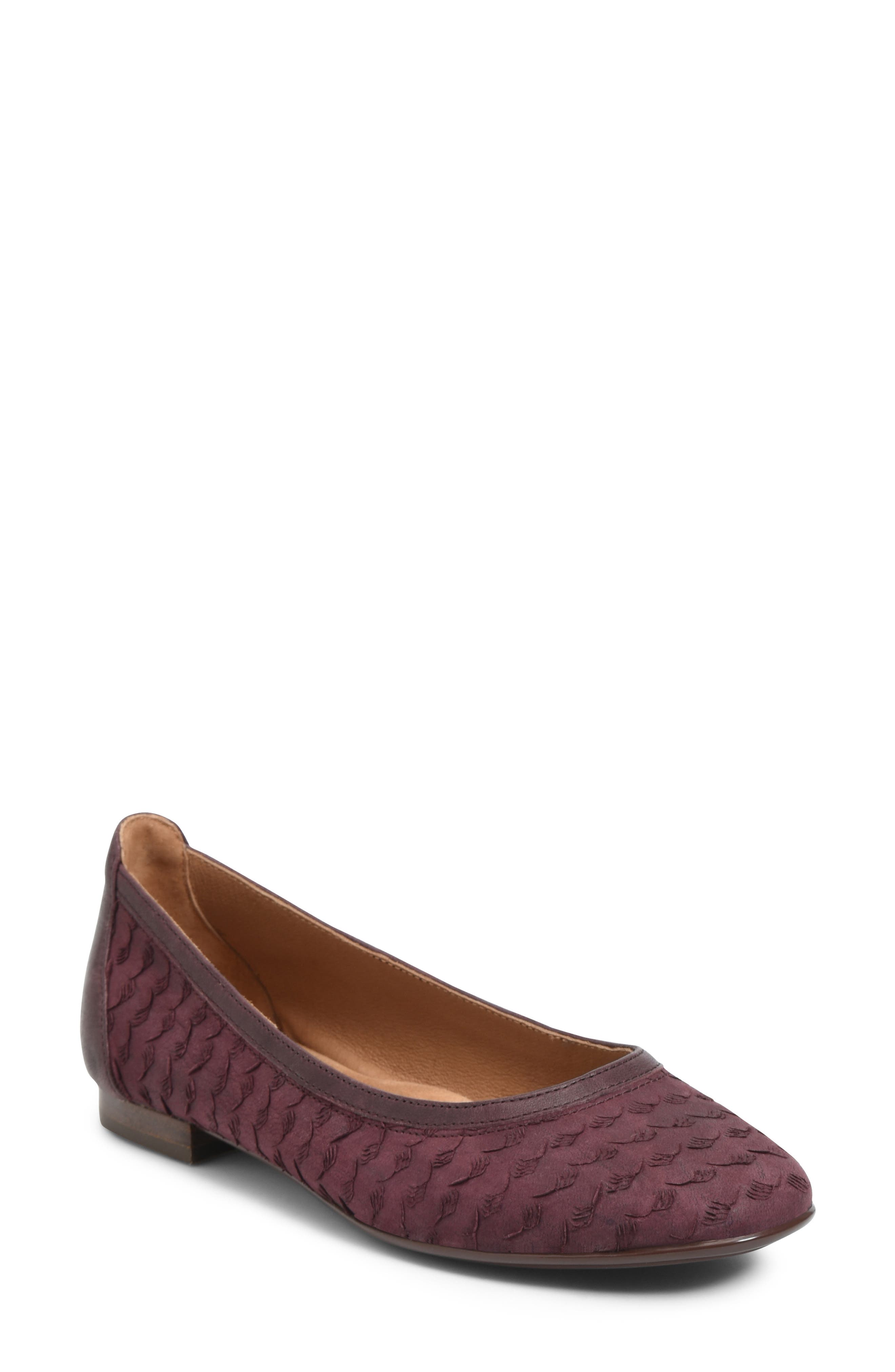 sofft ballet flats
