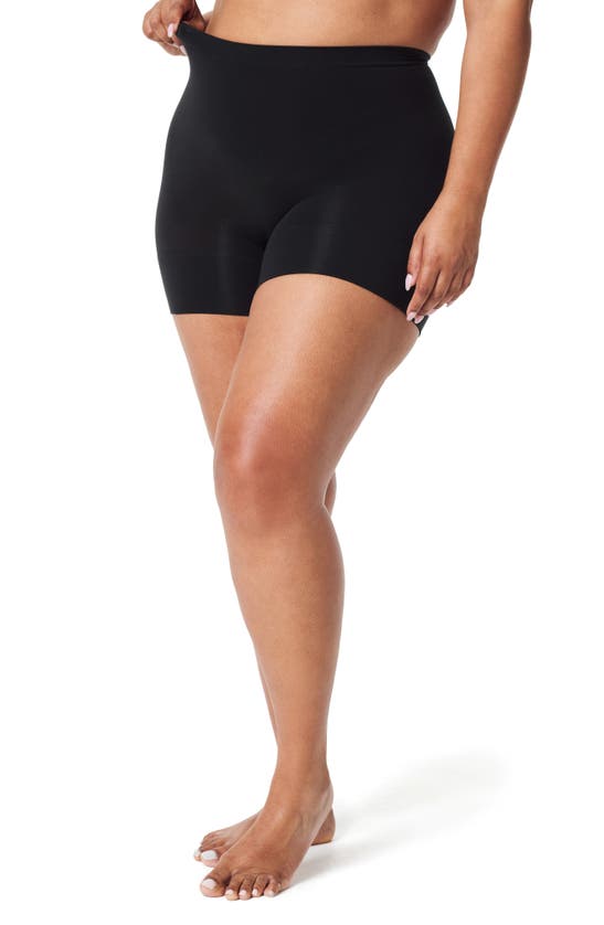 Spanx Shorty Seamless Shaper Shorts In Very Black