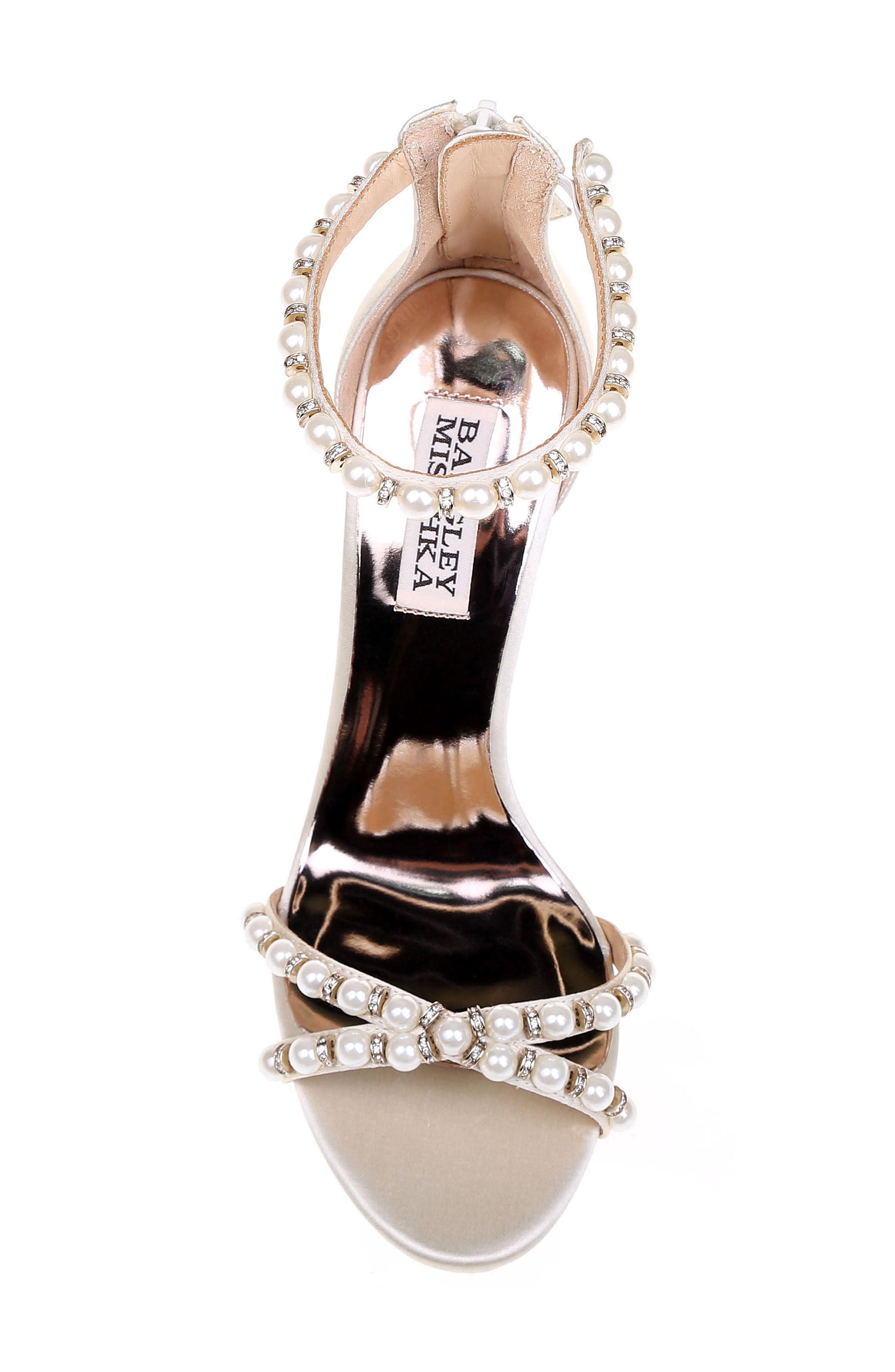 badgley mischka hooper heel