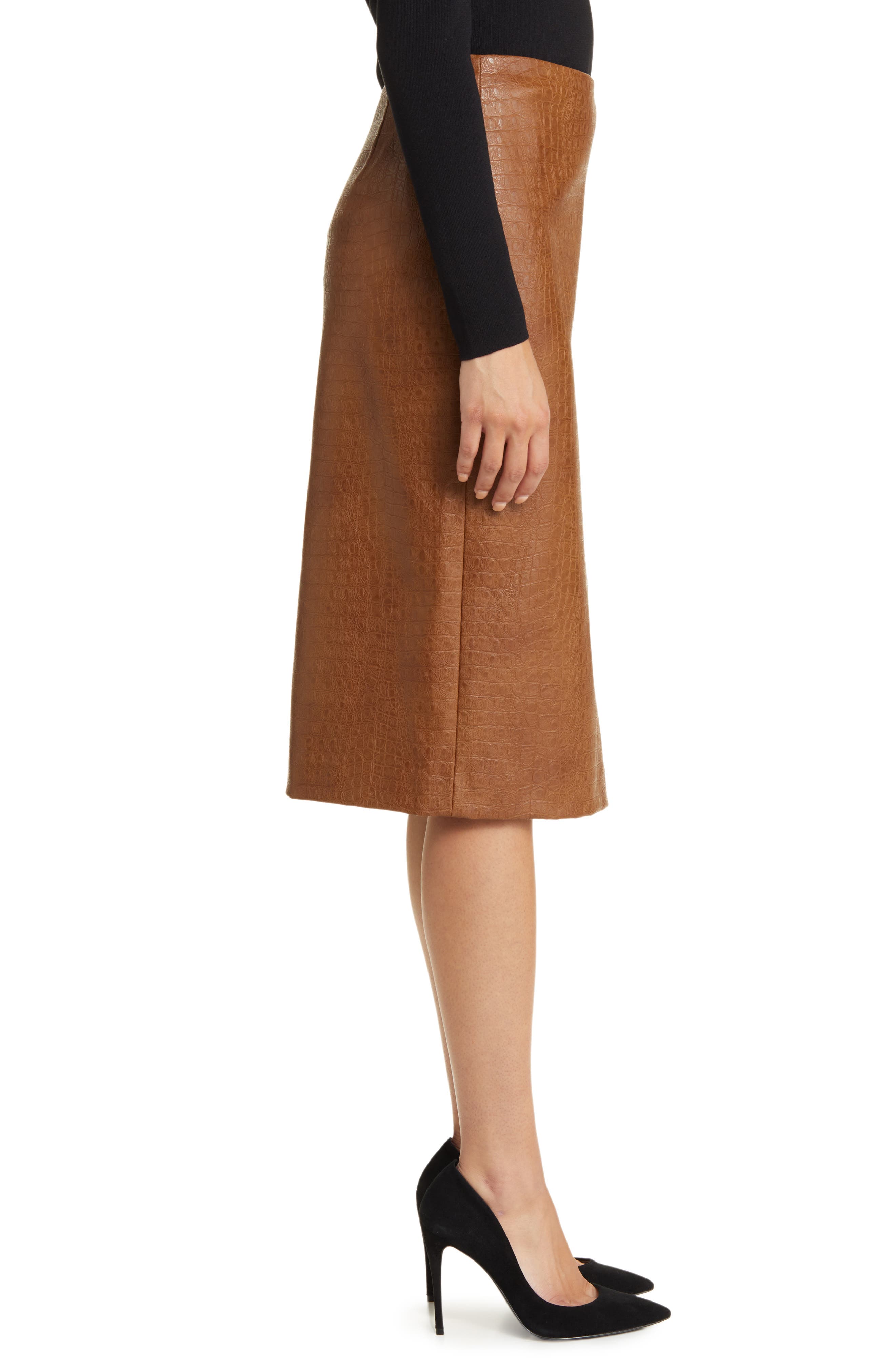 Anne Klein Croc Embossed Faux Leather Skirt in Vicuna