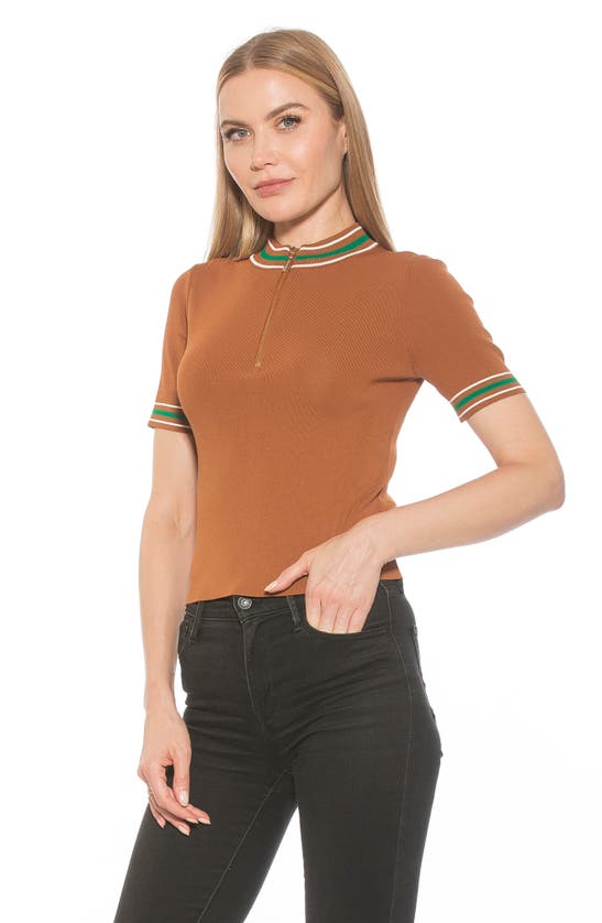 Alexia Admor Phoebe Short Sleeve Turtle Neck Sweater In Camel