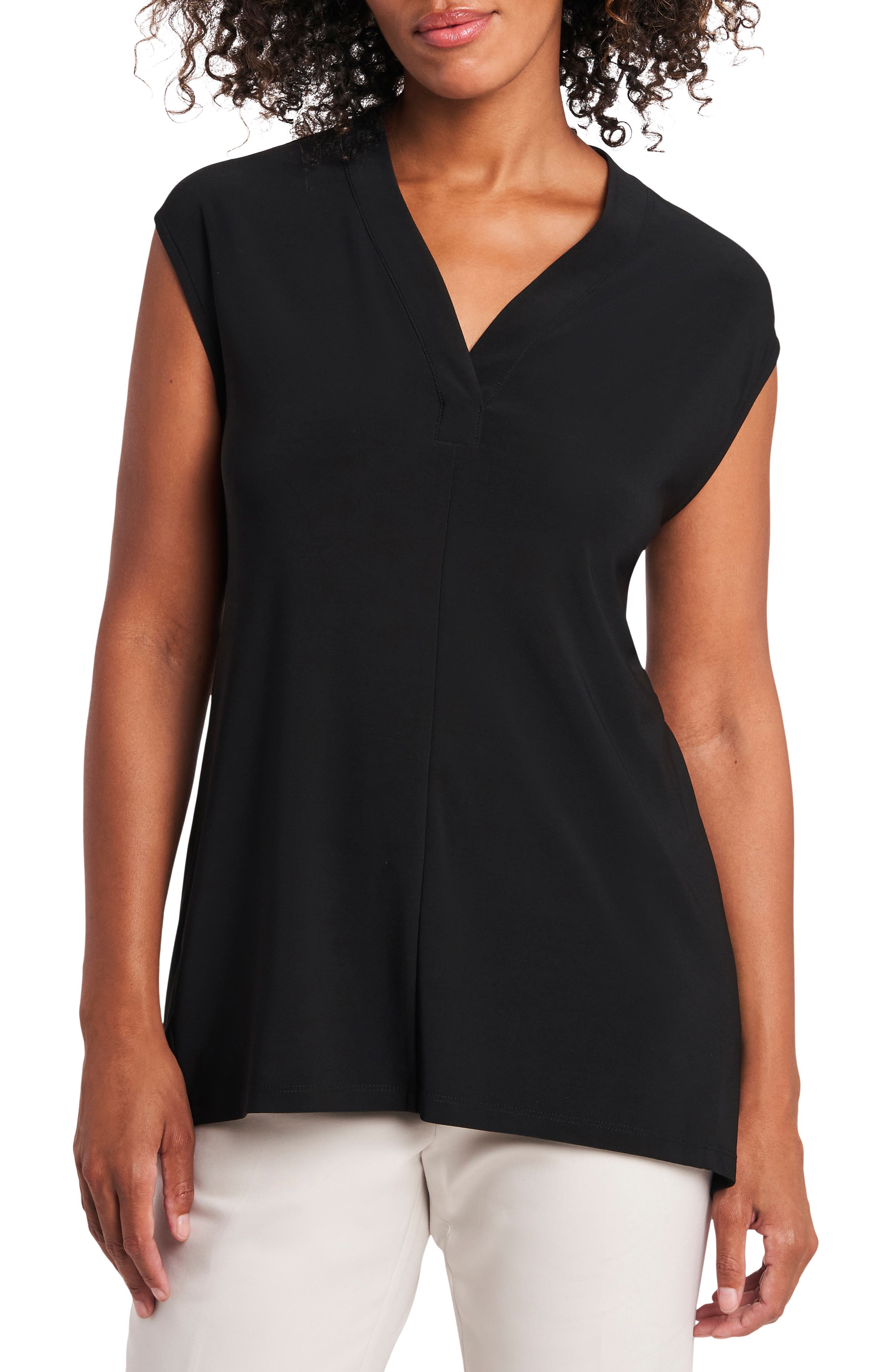 chaus sleeveless tops