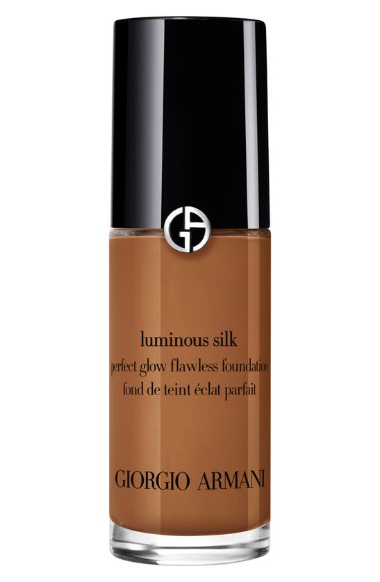 Giorgio Armani Luminous Silk Perfect Glow Flawless Oil-free Foundation, 0.6 oz In 11 - Tan/warm Undertone