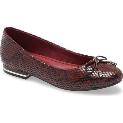 Kenneth Cole New York Balance Ballet Flat, Red