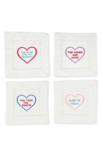 Tiramisu Set Of 4 Embroidered Linen Napkins In White/hearts