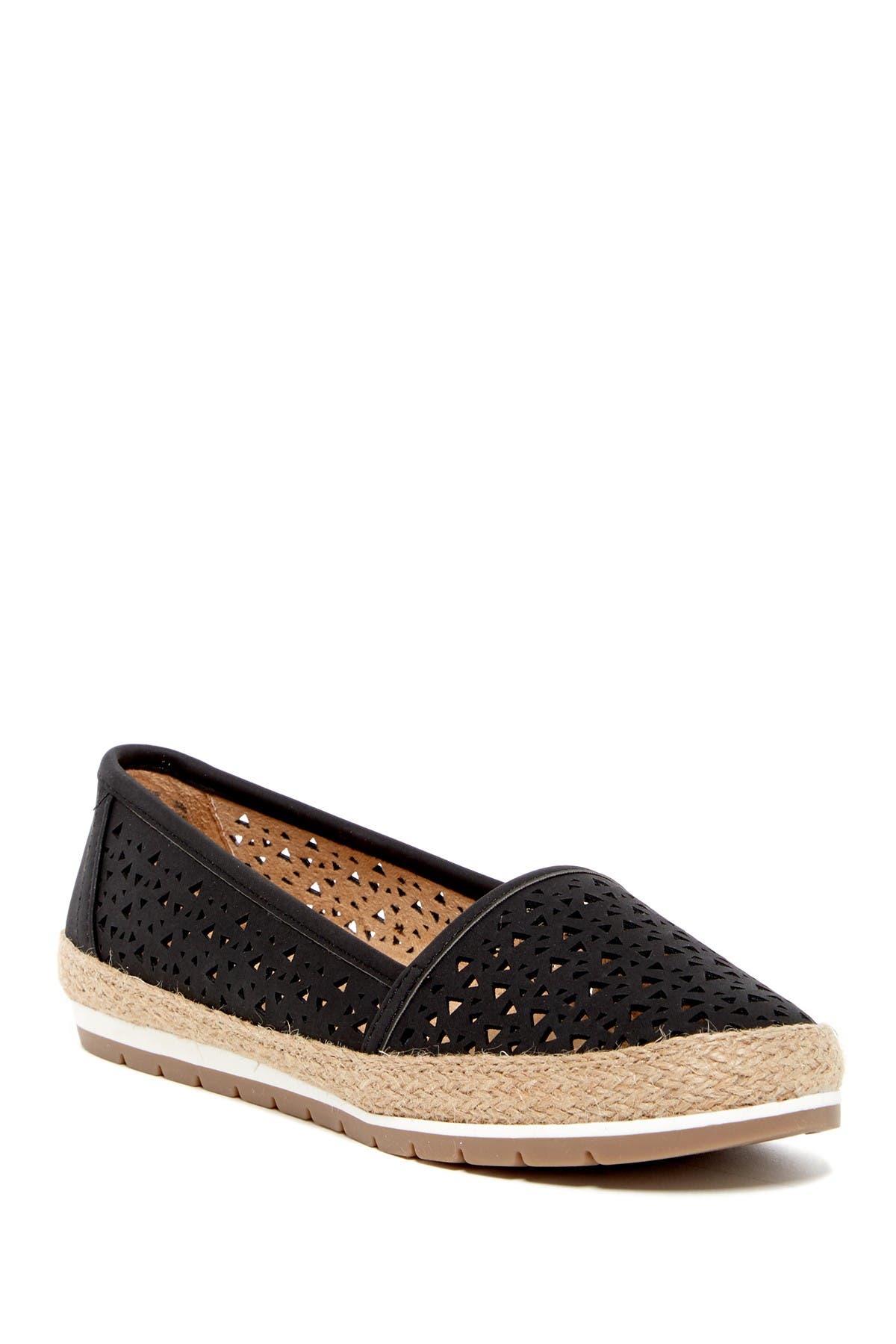 nordstrom rack naturalizer shoes