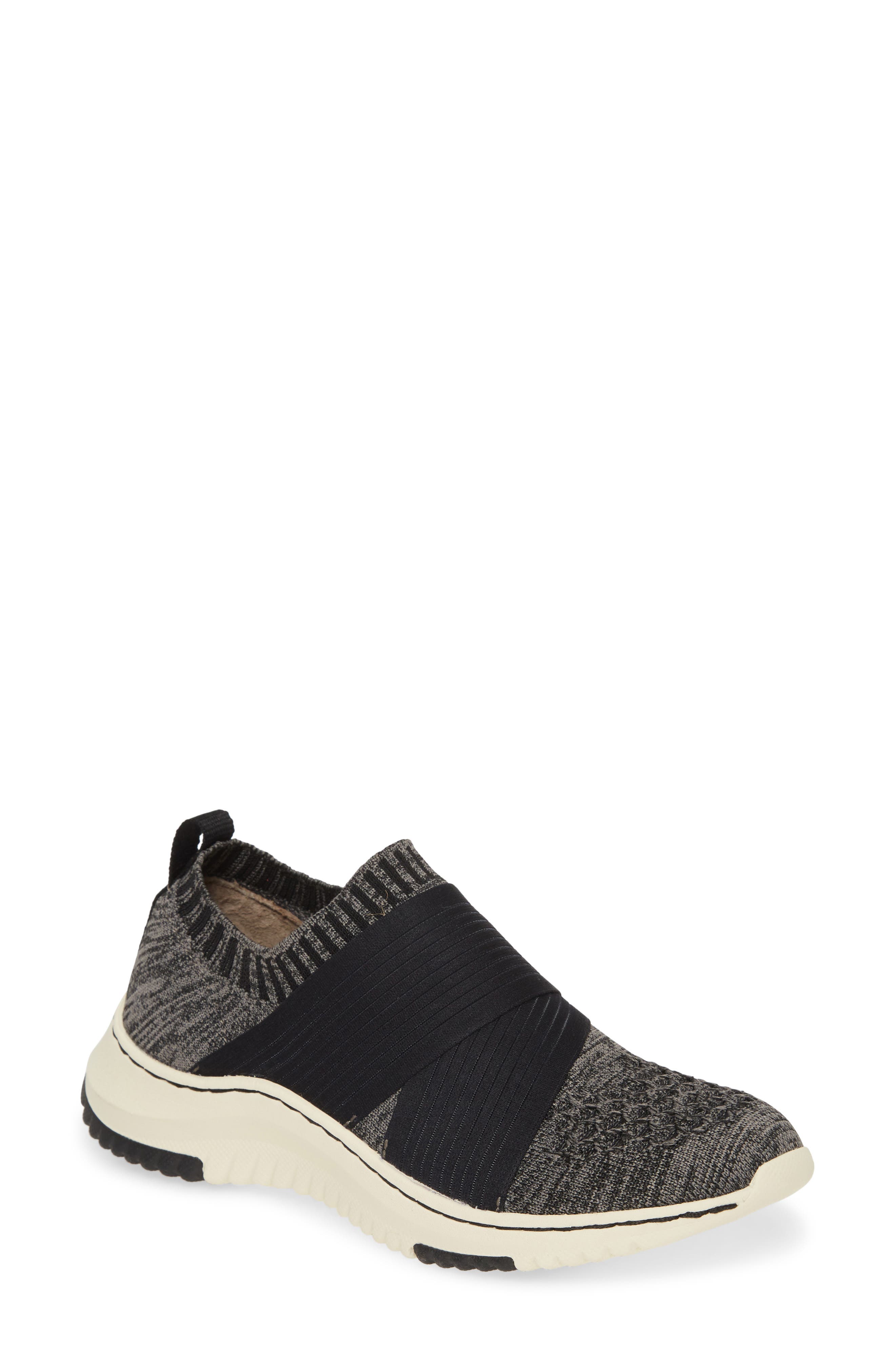 puma sports shoes essential 0902