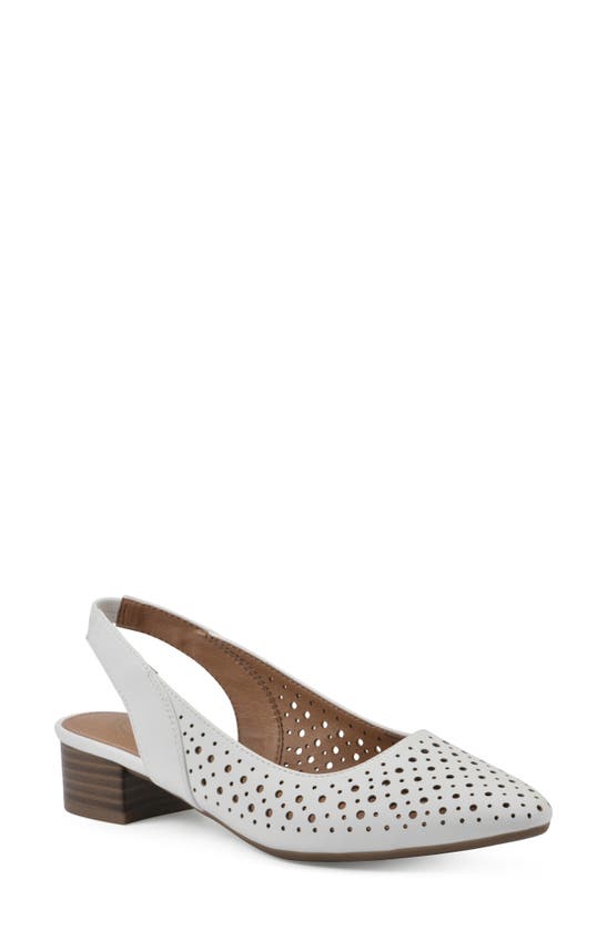 White Mountain Footwear Boronic Slingback Pump In White/ Smooth