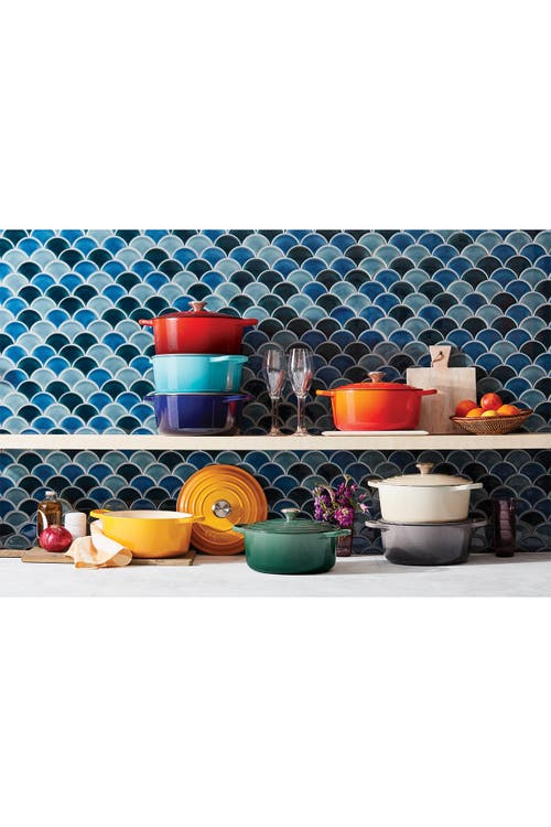 Le Creuset Signature 5.5-quart Round Enamel Cast Iron Dutch Oven In Caribbean