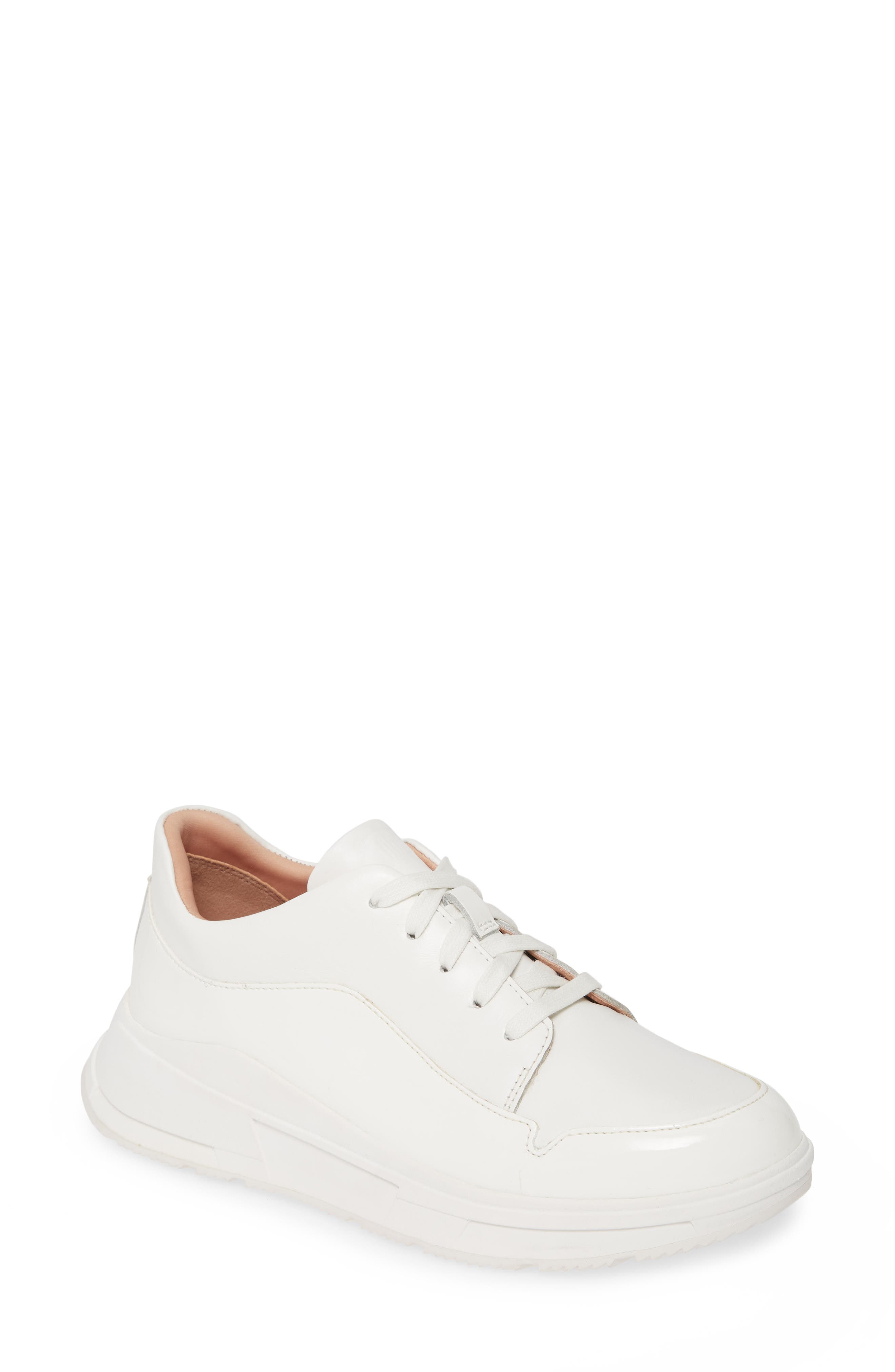 freya sneaker fitflop