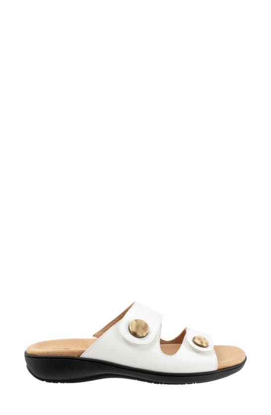 Trotters Ruthie Stitch Slide Sandal In White