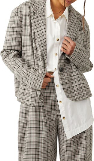 Everyone Will Be Wearing a Gray Plaid Blazer This Fall