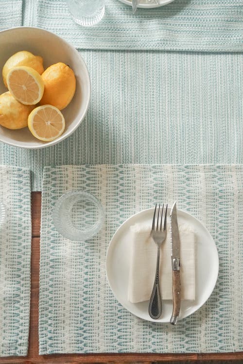 Anaya Summer Twist Indoor Outdoor Placemat In Aqua Blue