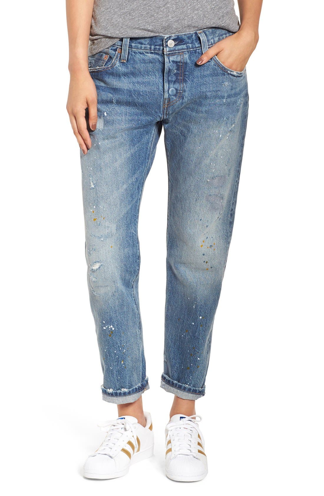 levi's distressed boyfriend jeans