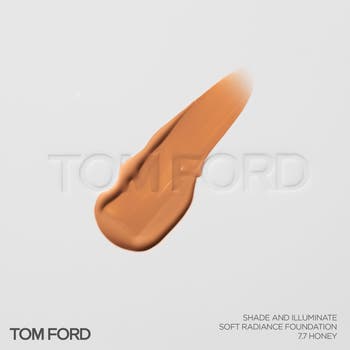 TOM FORD 1 oz. Shade and Illuminate Soft Radiance Foundation SPF