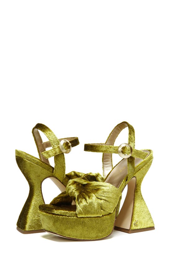 Circus Ny Audrea Platform Sandal In Chartreuse