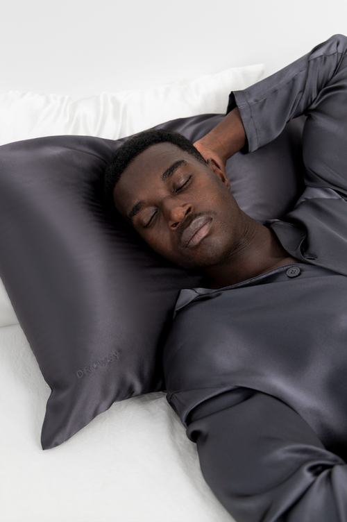 Drowsy Sleep Co . Queen Silk Pillowcase In Moonlight Shadow