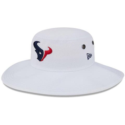 Men's New Era White Tampa Bay Buccaneers 2021 NFL Training Camp Historic  Logo Panama Bucket Hat