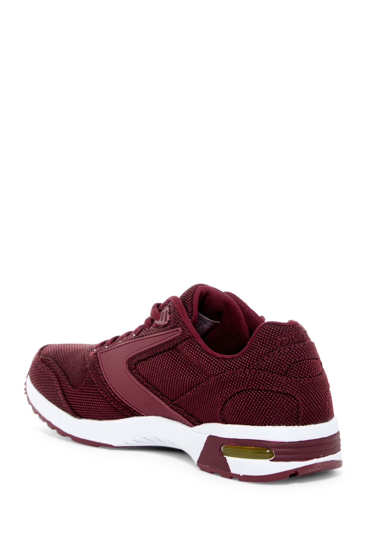 brooks fusion sneaker