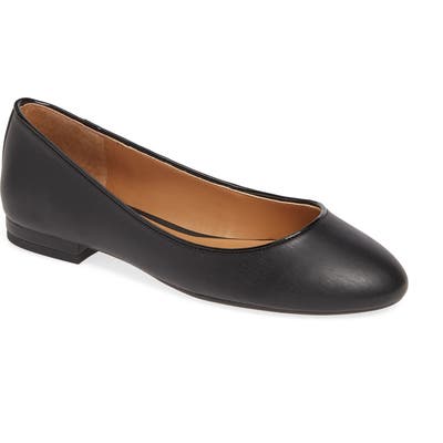 Jessica Simpson Garcelle Skimmer Flat, Black