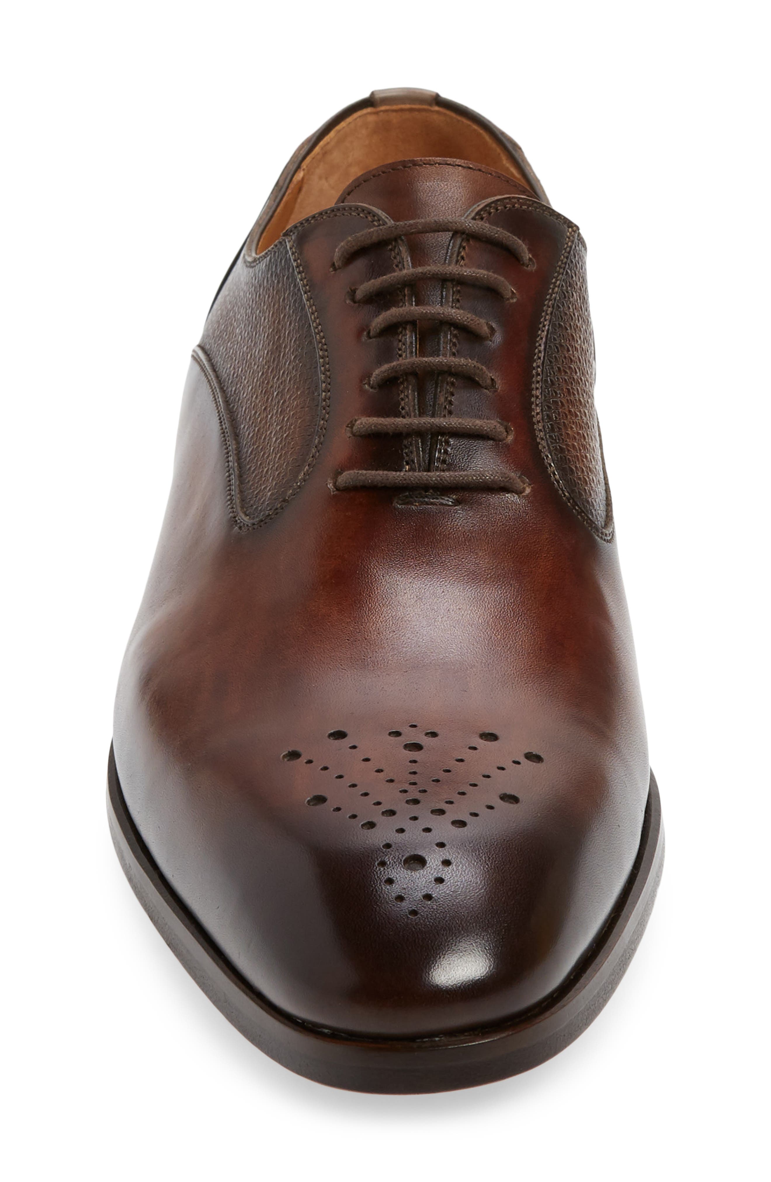 100 high quality guarantee Magnani Laredo Whole Cut Shoe