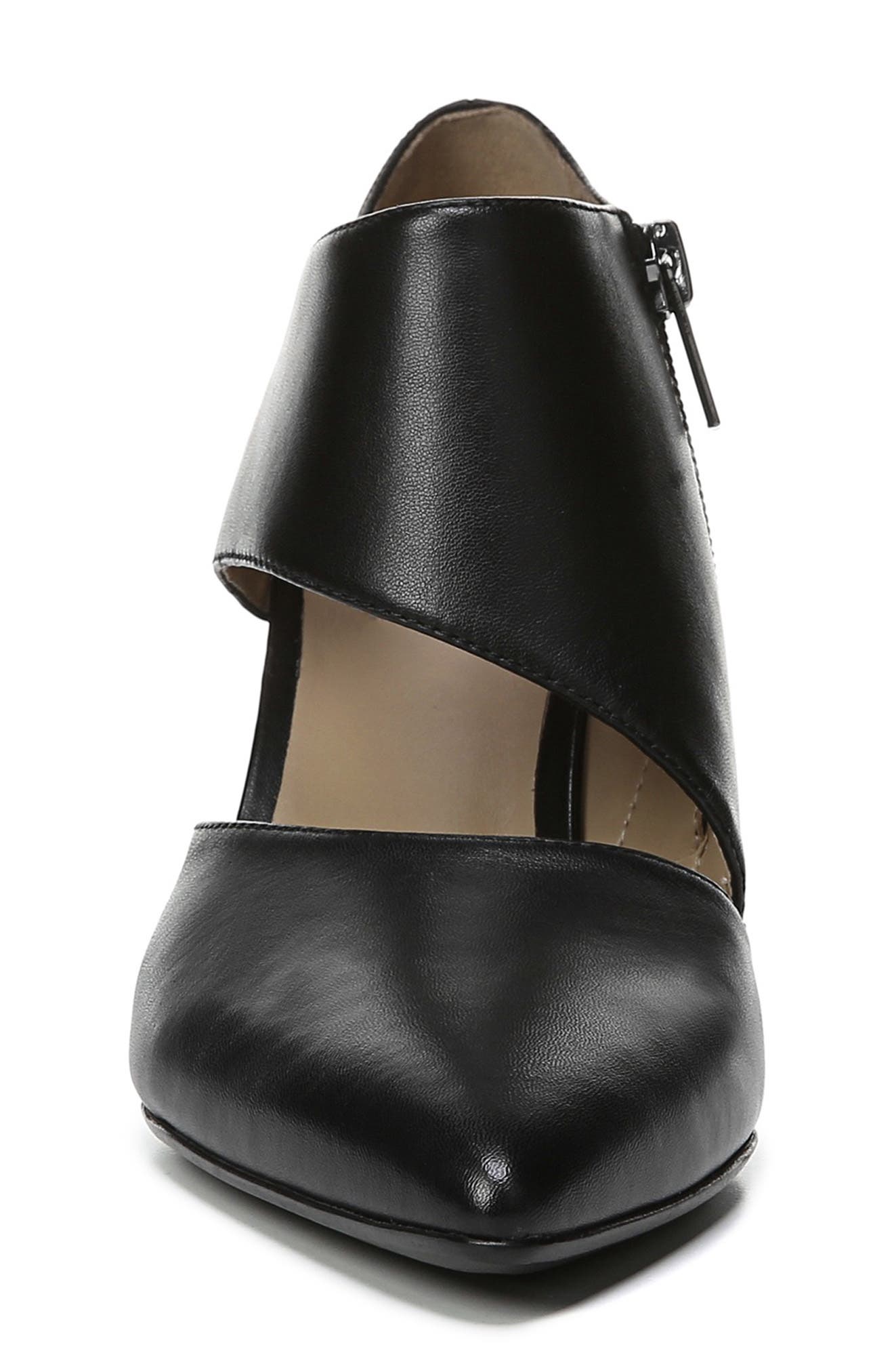 naturalizer hoda cutout bootie