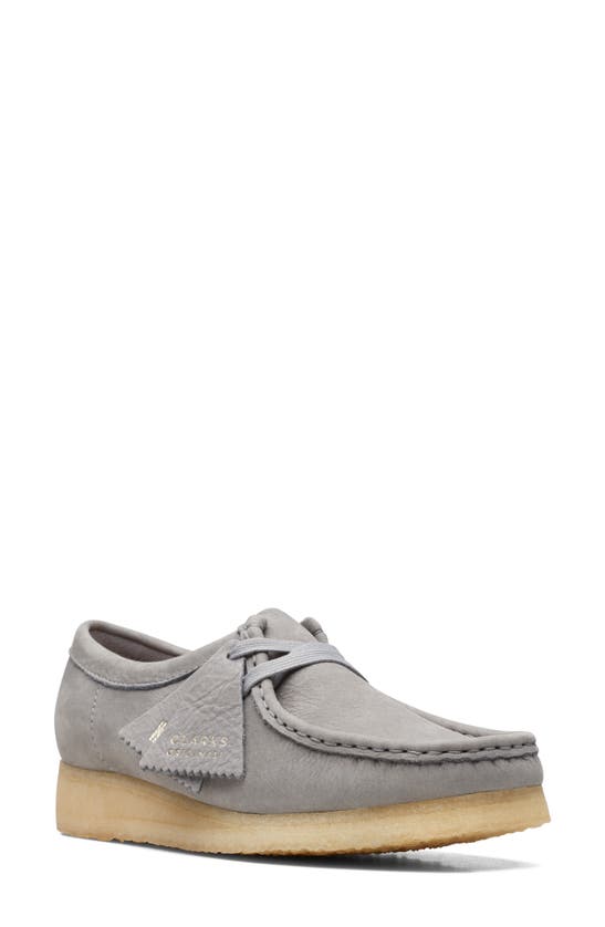 Clarks Wallabee Chukka Boot In Grey Nubuck