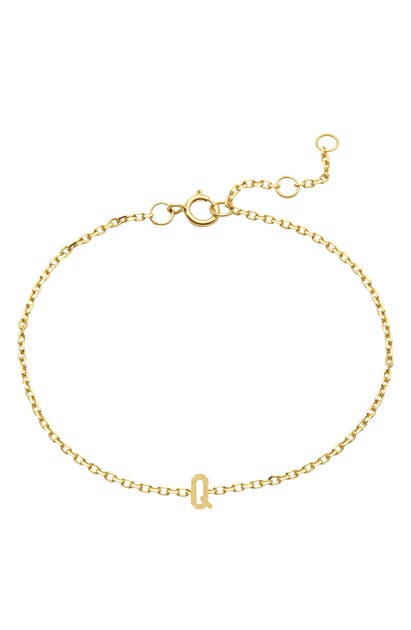 Stone And Strand Initial 10k Gold Bracelet In Yellow Gold/ Q