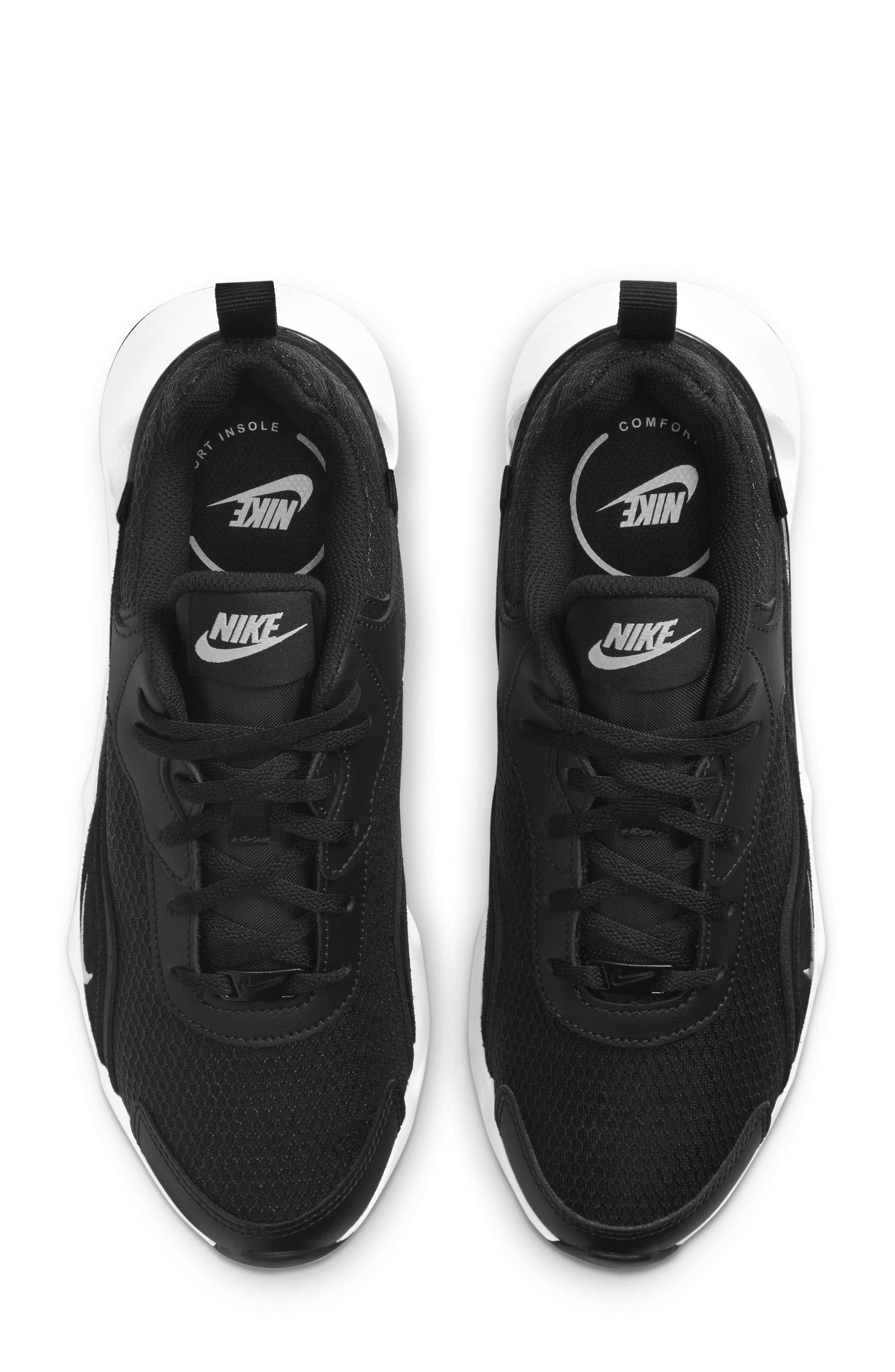 nike ryz all black