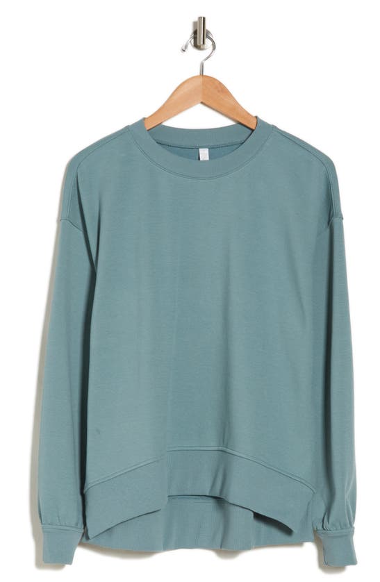 Z by hot sale zella sweatshirt