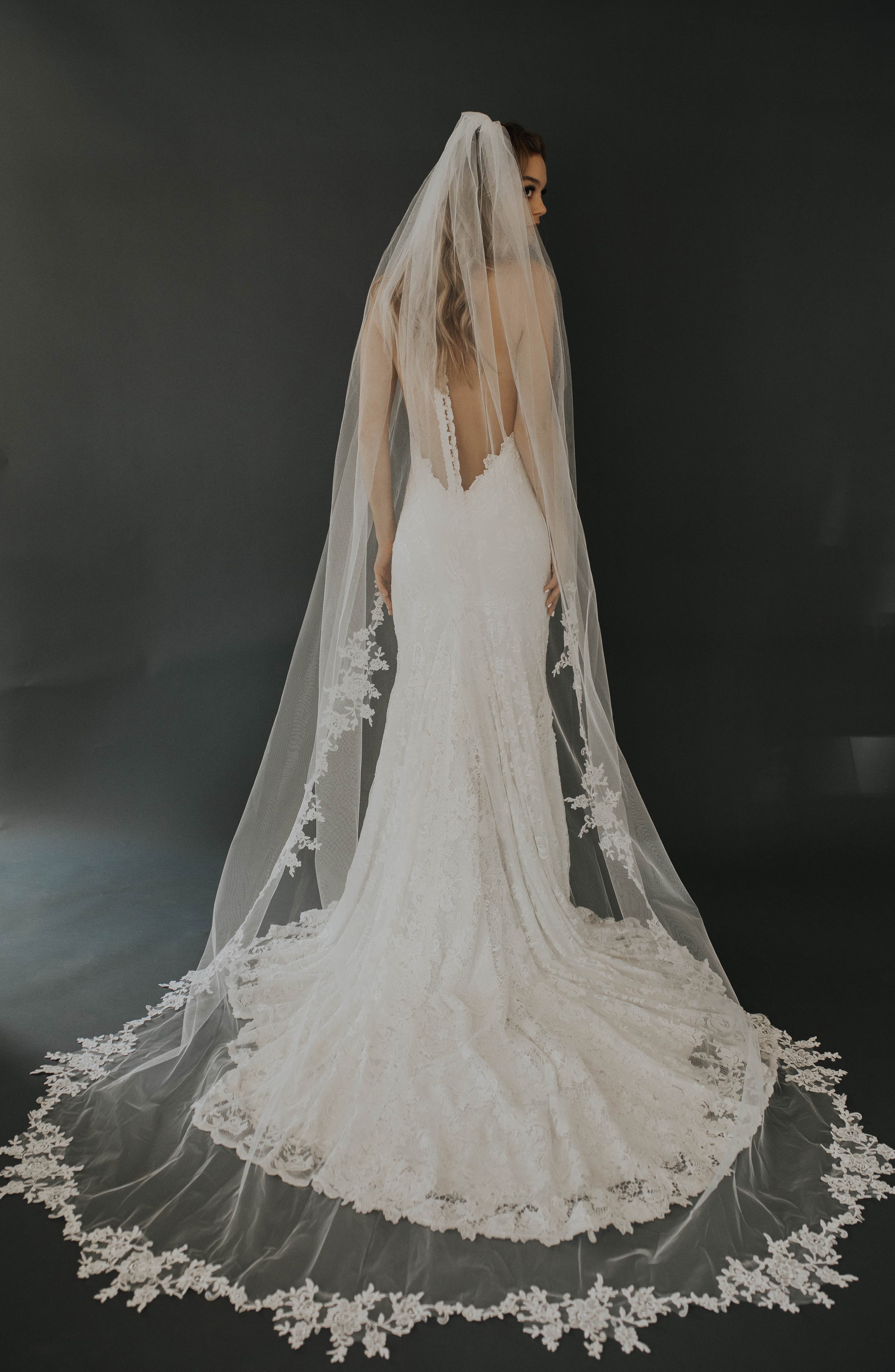 lace trim veil