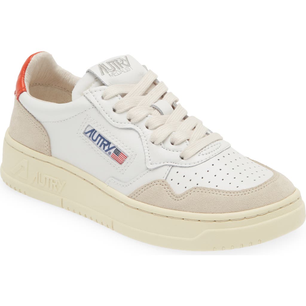 Autry Logo-patch Lace-up Sneakers In Neutral